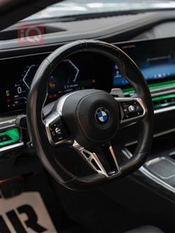 بي ام دبليو الفئة 7